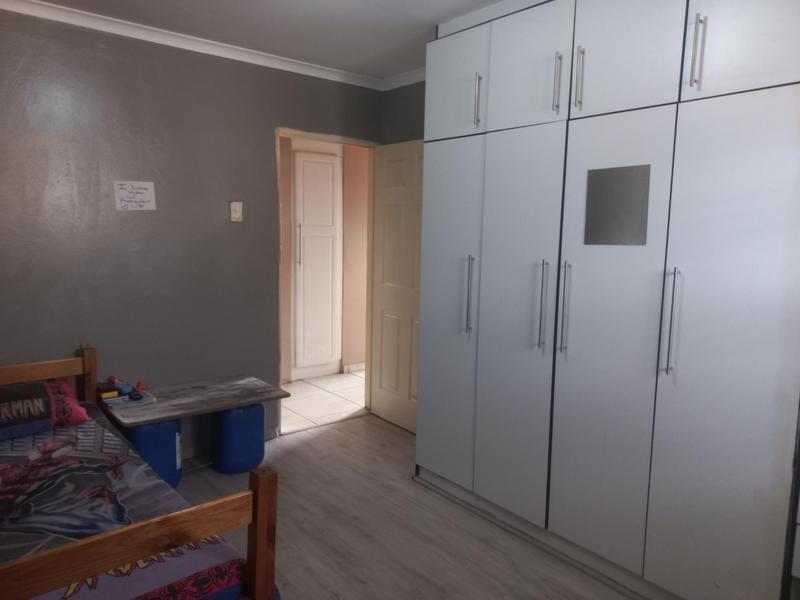 4 Bedroom Property for Sale in Aloevale Eastern Cape